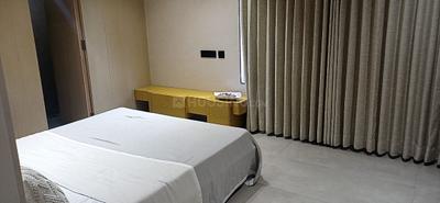 Bedroom Image of 2200 Sq.ft 3 BHK Apartment / Flat for sale in Memnagar Ahmedabad for Rs. 15000000