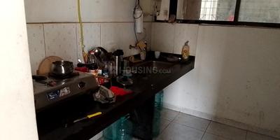 Kitchen Image of 840 Sq.ft 2 BHK Apartment / Flat for rent in Magarpatta Grevillea, Magarpatta City Pune for Rs. 40000