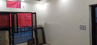 Living Room Image of 1100 Sq.ft 3 BHK Apartment / Flat for sale in  Block U and V Shalimar Bagh RWA, Shalimar Bagh New Delhi for Rs. 11500000