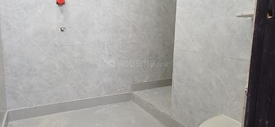Image of 1100 Sq.ft 3 BHK Apartment / Flat for sale in  Block U and V Shalimar Bagh RWA, Shalimar Bagh, New Delhi for Rs. 11500000