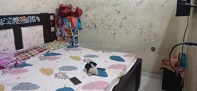 Bedroom Image of 1400 Sq.ft 4 BHK Apartment / Flat for sale in Shalimar Bagh New Delhi for Rs. 16000000