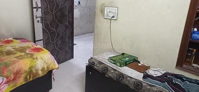 Bedroom Image of 1400 Sq.ft 4 BHK Apartment / Flat for sale in Shalimar Bagh New Delhi for Rs. 16000000