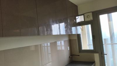 Kitchen Image of 800 Sq.ft 2 BHK Apartment / Flat for rent in Piramal Aranya, Byculla Mumbai for Rs. 130000