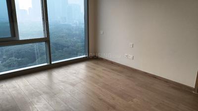 Bedroom Image of 800 Sq.ft 2 BHK Apartment / Flat for rent in Piramal Aranya, Byculla Mumbai for Rs. 130000