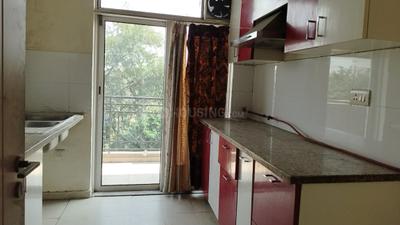 Kitchen Image of 1943 Sq.ft 3 BHK Apartment / Flat for rent in DLF Express Greens, Manesar Gurgaon for Rs. 35000