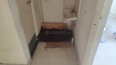 Bathroom Image of 650 Sq.ft 1 BHK Apartment / Flat for rent in Bhukum Pune for Rs. 15000