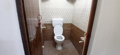 Bathroom Image of 420 Sq.ft 1 BHK Builder Floor for rent in Kaniyambadi Vellore for Rs. 5000