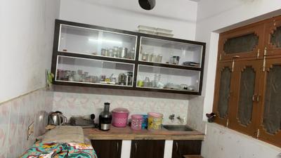 Kitchen Image of 1800 Sq.ft 2 BHK Independent House for rent in Krishna Nagar Lucknow for Rs. 30000