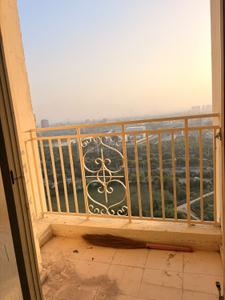 Balcony Image of 1125 Sq.ft 1 BHK Apartment / Flat for rent in Mahagun Mantra II, Noida Extension Greater Noida for Rs. 24000