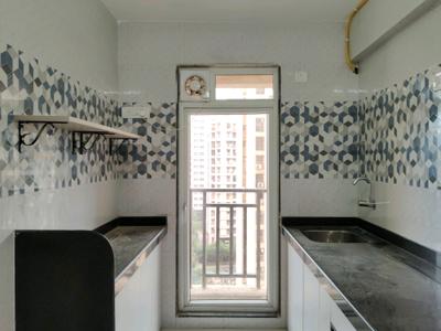 Kitchen Image of 950 Sq.ft 2 BHK Apartment / Flat for rent in Kasarvadavali Thane for Rs. 25000
