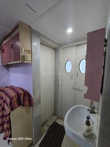 Bathroom Image of 700 Sq.ft 1 BHK Apartment / Flat for sale in Pali Hill Mumbai for Rs. 22000000