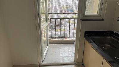 Kitchen Image of 780 Sq.ft 2 BHK Apartment / Flat for rent in Godrej Infinity, Mundhwa Pune for Rs. 32000