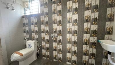 Bathroom Image of 550 Sq.ft 1 BHK Apartment / Flat for rent in Whitefield Bengaluru for Rs. 22000