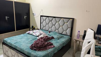Bedroom Image of 3600 Sq.ft 10 BHK Independent House for sale in Bakalpur Mathura for Rs. 42000000