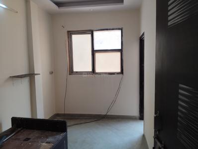 Hall Image of 450 Sq.ft 1 BHK Builder Floor for rent in Preet Vihar New Delhi for Rs. 12500