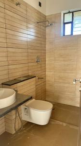 Bathroom Image of 1719 Sq.ft 3 BHK Villa for sale in Casagrand Florella, Tyayakana Halli Bengaluru for Rs. 20000111