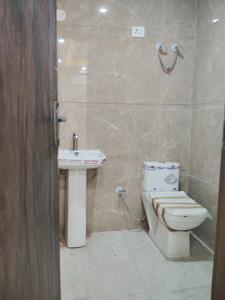 Bedroom One Image of 1120 Sq.ft 3 BHK Builder Floor for sale in New Building, Rajpur New Delhi for Rs. 6500000