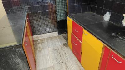 Kitchen Image of 1300 Sq.ft 3 BHK Apartment / Flat for rent in Patuli Kolkata for Rs. 32000