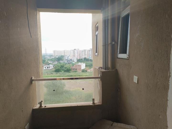 VN Exclusive 444 Main Image 1