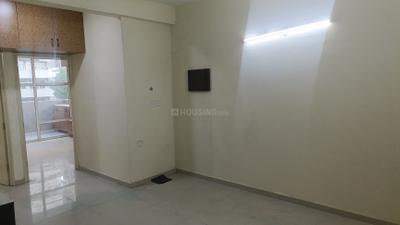 Living Room Image of 850 Sq.ft 2 BHK Apartment / Flat for rent in Pyramid Fusion Homes, Sector 70A Gurgaon for Rs. 25000