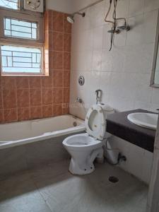 Bathroom Image of 1800 Sq.ft 3 BHK Builder Floor for sale in Uppal Southend, Sector 49 Gurgaon for Rs. 22500000