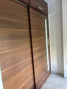Bedroom Image of 650 Sq.ft 2 BHK Apartment / Flat for rent in Radha Kunj, Malad East Mumbai for Rs. 60000