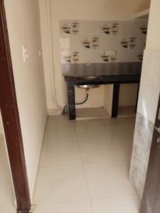 Kitchen Image of 650 Sq.ft 1.5 BHK Builder Floor for rent in Harmu Ranchi for Rs. 7000