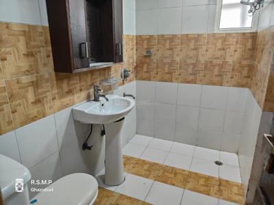 Image of 1545 Sq.ft 3 BHK Apartment / Flat for sale in Mahagun Mascot, Crossings Republik, Ghaziabad for Rs. 12100000