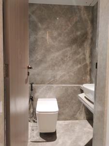 Bathroom Image of 1550 Sq.ft 3 BHK Apartment / Flat for sale in Juhu Mumbai for Rs. 90000000