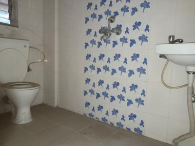 Bathroom Image of 871 Sq.ft 2 BHK Apartment / Flat for sale in Magnolia City, Barasat Kolkata for Rs. 2025000