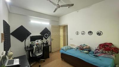 Hall Image of 840 Sq.ft 2 BHK Apartment / Flat for sale in Migsun Twiinz, Eta II Greater Noida for Rs. 6800000