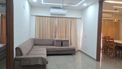 Living Room Image of 2200 Sq.ft 3.5 BHK Apartment / Flat for rent in Malabar Exotica, Tragad Ahmedabad for Rs. 41500