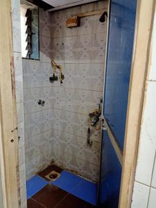 Image of 350 Sq.ft 1 RK Apartment / Flat for rent in Kandivali West, Mumbai for Rs. 18000