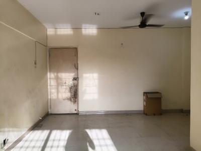 Living Room Image of 750 Sq.ft 2 BHK Apartment / Flat for sale in Olympia Tower, Byculla Mumbai for Rs. 24000000