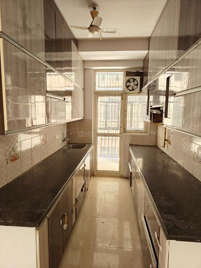 Eros Sampoornam Main Image 1