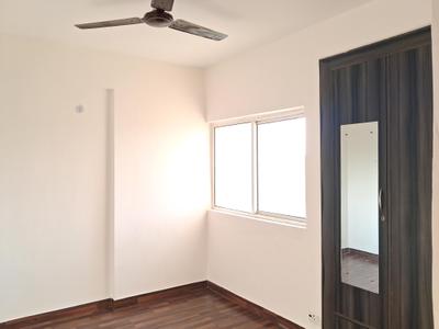 Bedroom Image of 1070 Sq.ft 2.5 BHK Apartment / Flat for sale in Paras Tierea, Sector 137 Noida for Rs. 9100000