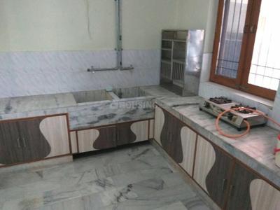Kitchen Image of 2100 Sq.ft 1.5 BHK Builder Floor for rent in Chhoti Barandari II Jalandhar for Rs. 13000