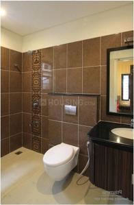 Bathroom Image of 2400 Sq.ft 2 BHK Apartment / Flat for sale in Lokhandwala Minerva, Worli Mumbai for Rs. 130000000