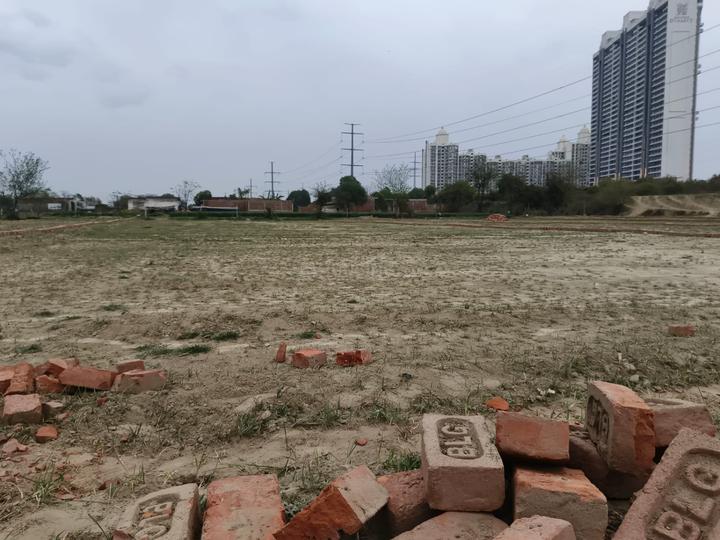 Residentional plot in jewar Main Image 1