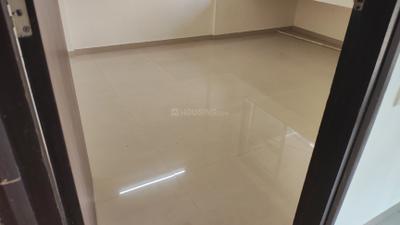 Bedroom Image of 400 Sq.ft 1 BHK Apartment / Flat for rent in Spring Grove Uno Society, Kandivali East Mumbai for Rs. 28500
