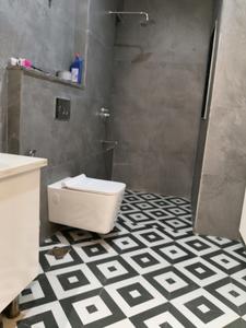 Common Bathroom Image of 3150 Sq.ft 4 BHK Builder Floor for sale in Sector 23 Gurgaon for Rs. 29500000
