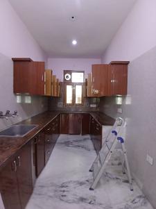 Kitchen Image of 2250 Sq.ft 3 BHK Builder Floor for rent in Sector 31 Faridabad for Rs. 28000