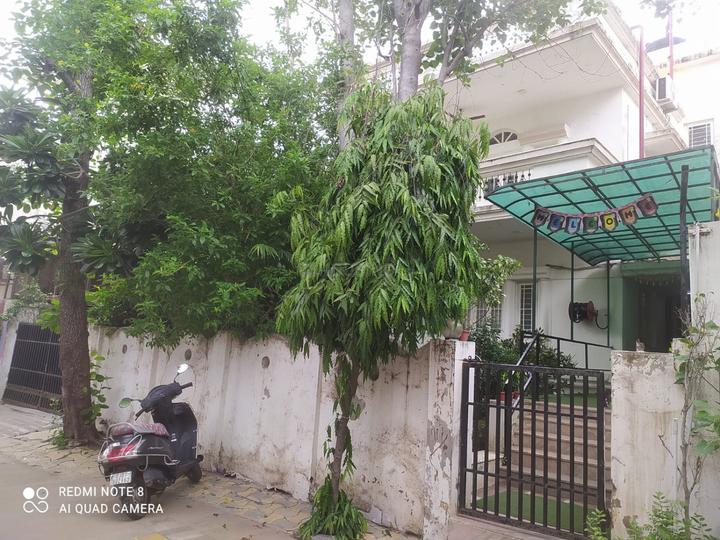 rajsurya bunglow Main Image 1