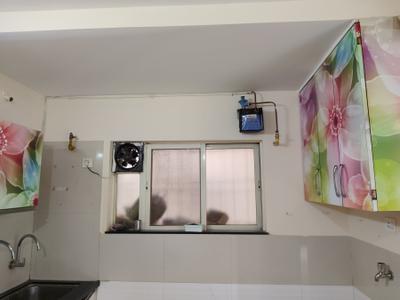 Kitchen Image of 1176 Sq.ft 2 BHK Apartment / Flat for rent in Tyagi Uttam Townscapes Elite, Yerawada Pune for Rs. 45000