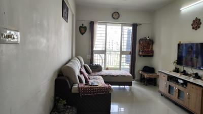 Living Room Image of 950 Sq.ft 2 BHK Apartment / Flat for sale in Trimurti 11 Park Street, Pisoli Pune for Rs. 4800000