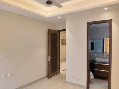 Bedroom Image of 2430 Sq.ft 4 BHK Builder Floor for sale in Ansal Versalia, Sector 67 Gurgaon for Rs. 25500000
