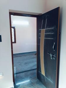 Bedroom Image of 700 Sq.ft 2 BHK Independent House for rent in Padianallur Chennai for Rs. 10000