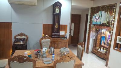 Living Room Image of 2900 Sq.ft 4 BHK Apartment / Flat for sale in Vastu Oasis, Thaltej Ahmedabad for Rs. 35000000