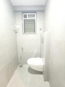 Bathroom Image of 1450 Sq.ft 3 BHK Apartment / Flat for rent in Jagtap Nagar Nashik for Rs. 25000