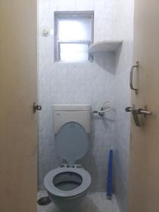 Common Bathroom Three Image of 1400 Sq.ft 3 BHK Apartment / Flat for rent in Todkar Recidency, Bibwewadi Pune for Rs. 30000